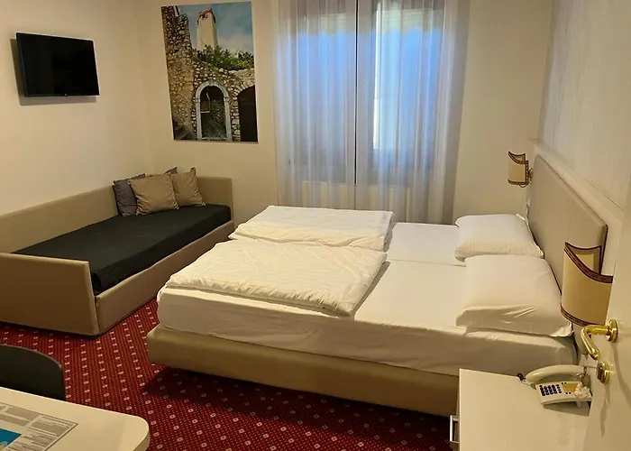 Hotel Nadia Malcesine