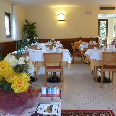 Hotel Nadia Malcesine